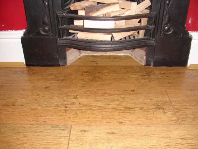laminateunderfireplace.jpg